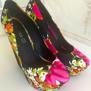 Aldo Floral Wedge Platformed Heels. Size: 38. Heel Height: 5 1/2 (platform).